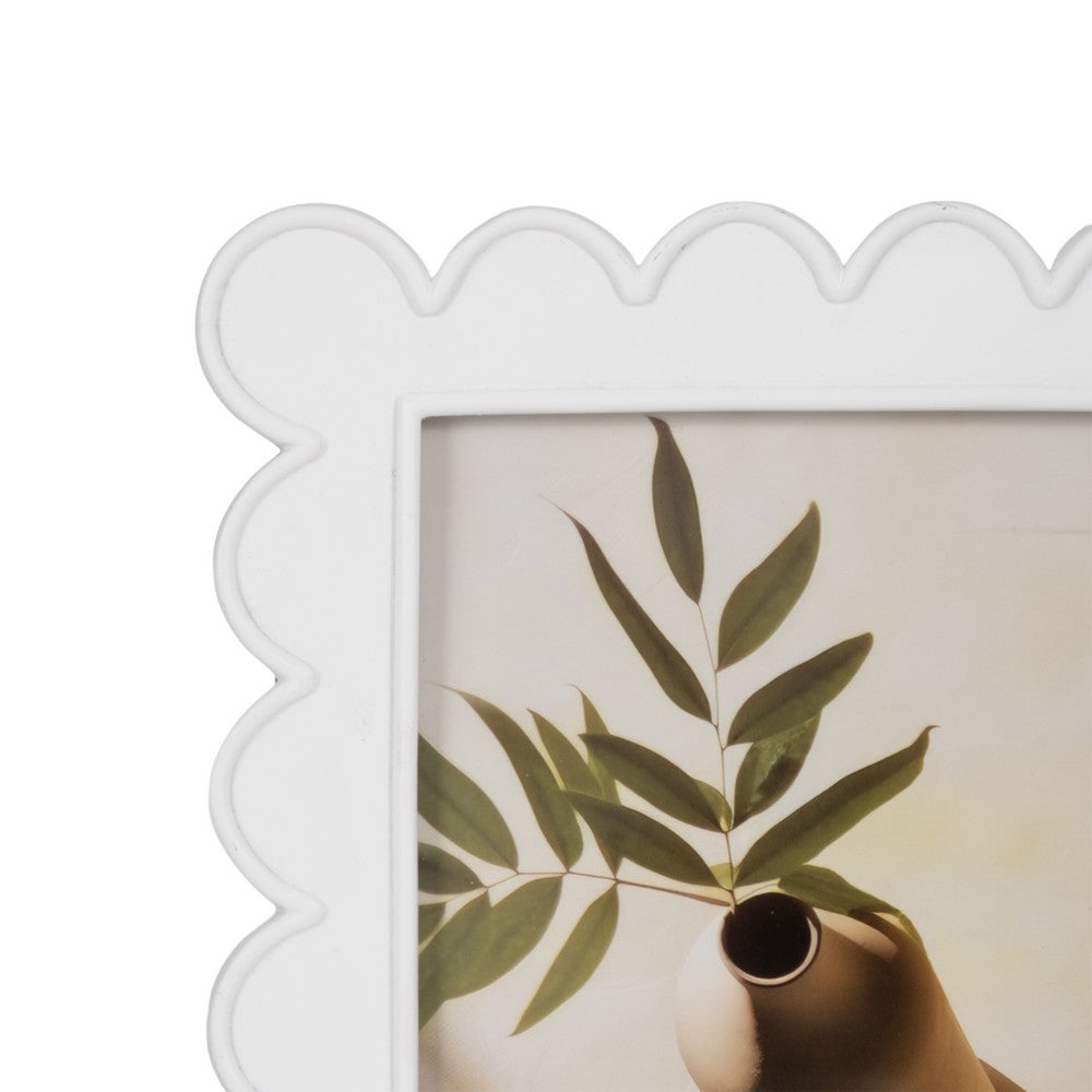 Olaff 5x7 Decorative Photo Frame | Scallop Edge | Glass | White Polyresin