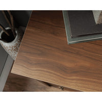 Grand Walnut