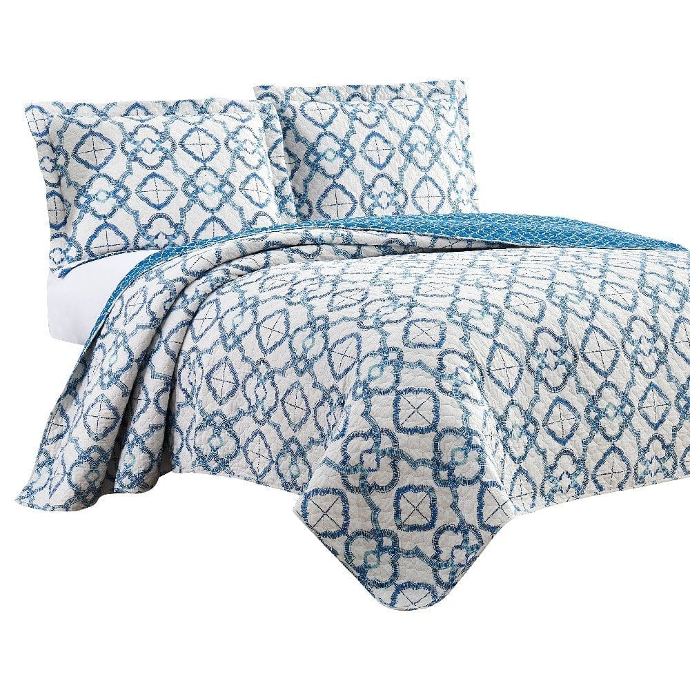 Veria 3 Piece King Quilt Set with Embroidery The Urban Port, White and Blue By Casagear Home